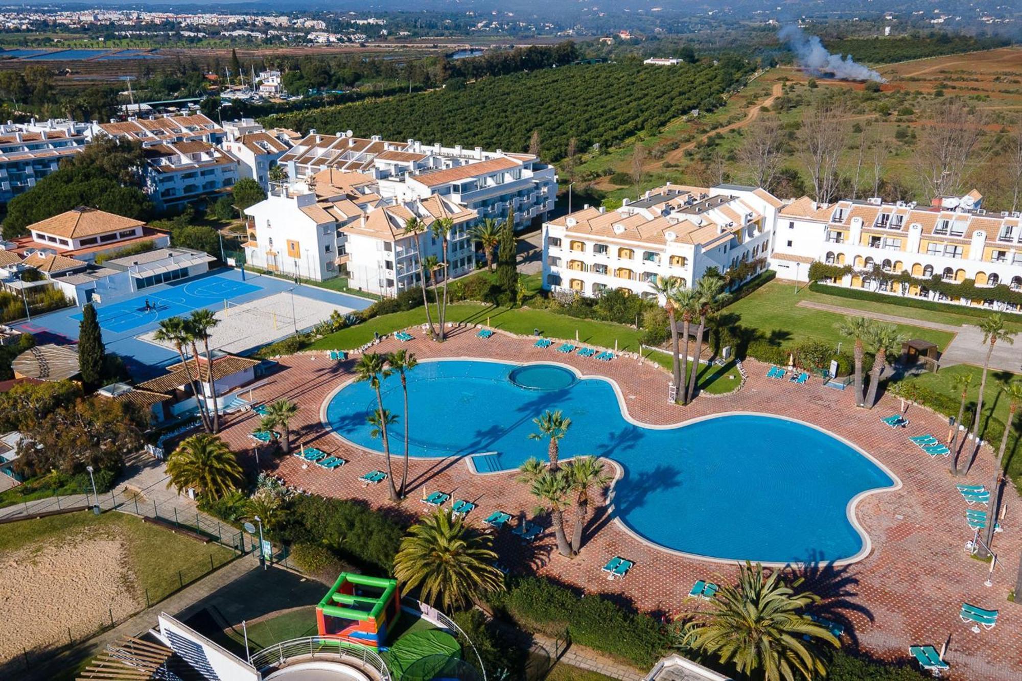 Golden 1 Bdr Flat W/ Balcony & Pool By Lovelystay Cabanas De Tavira Exterior photo